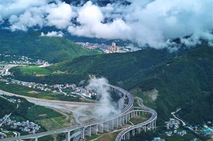 成峨高速